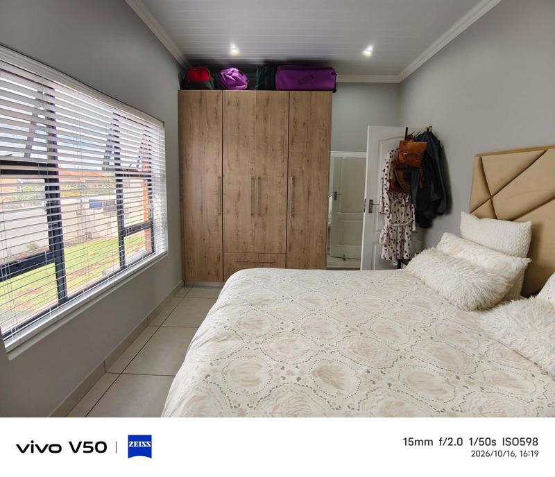 3 Bedroom Property for Sale in Hartenbos Heuwels Western Cape